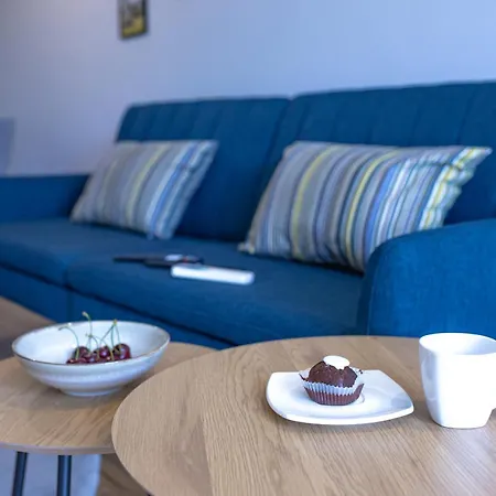 луксозен в модерна сграда -молимаркс делукс Apartamento Burgas