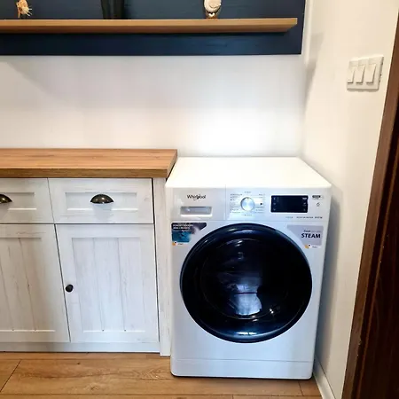 луксозен в модерна сграда -молимаркс делукс *